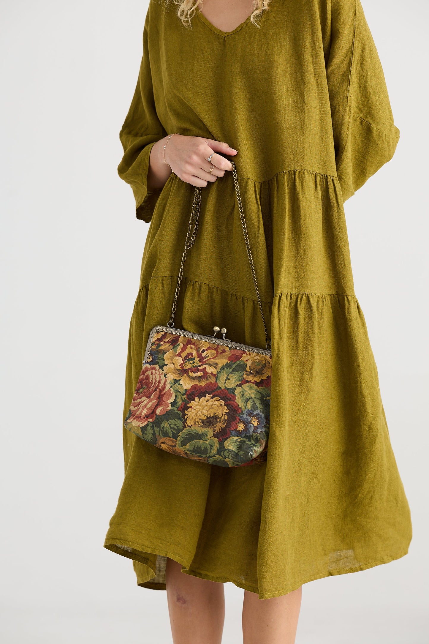 Stella linen dress. Avocado