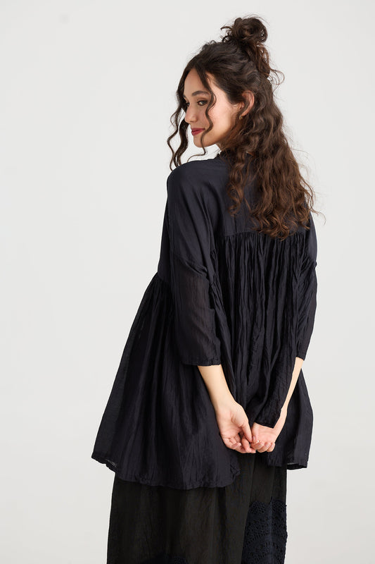 Shalimar silk and cotton top. Ebony