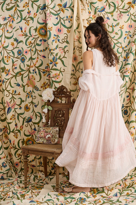 Enchantress long linen gauze coat. Cream-Puff