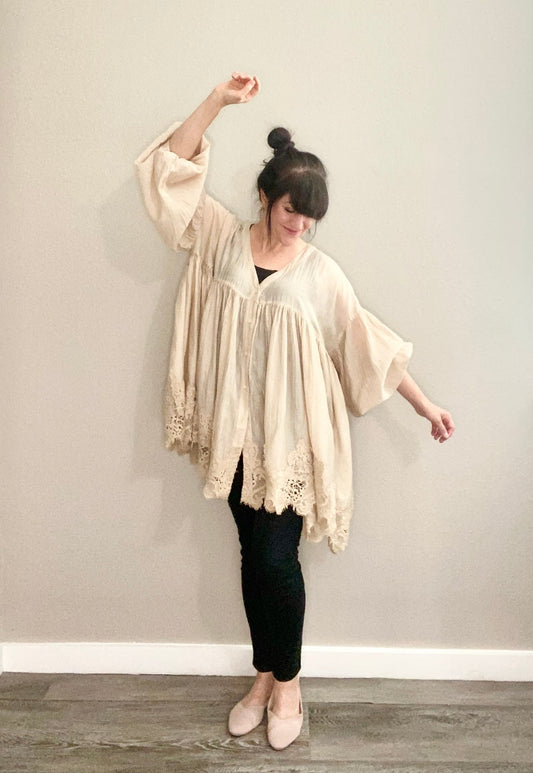 Perenelle Lace edged top . Custard Cream