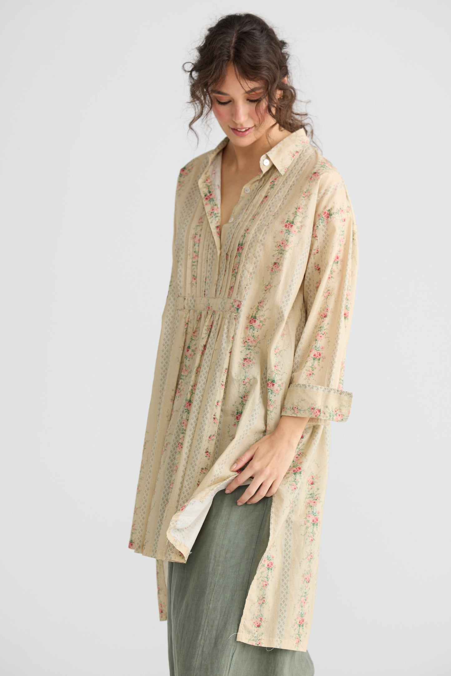 Annabella long shirt. French Floral
