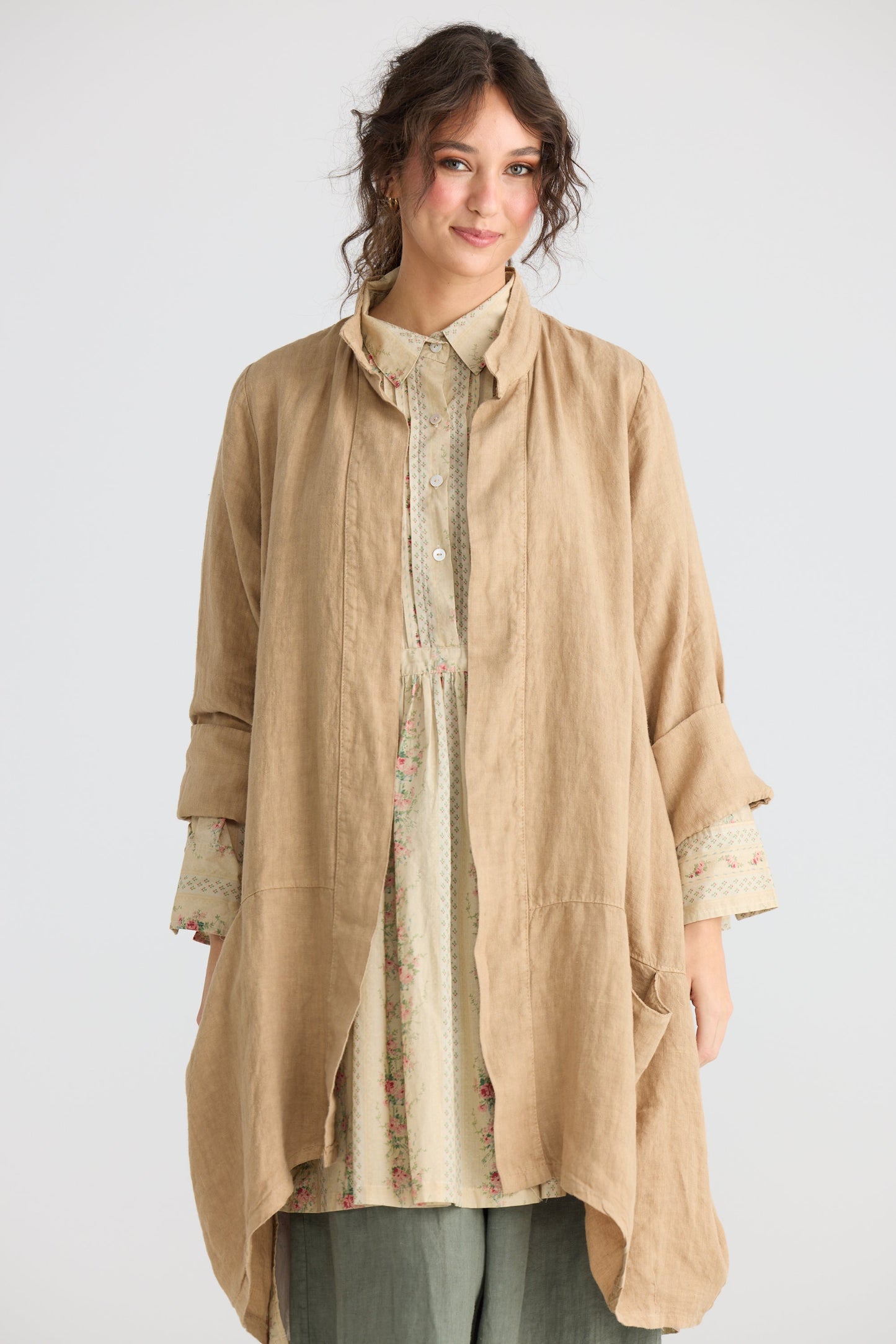Harper Lee Linen Jacket . Capuccino