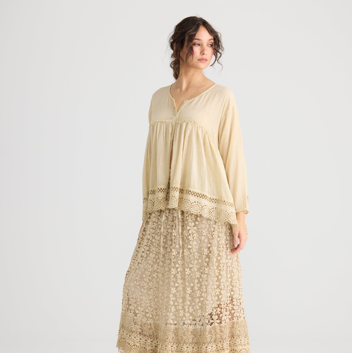 Constance cotton top with lace edging. Teastain