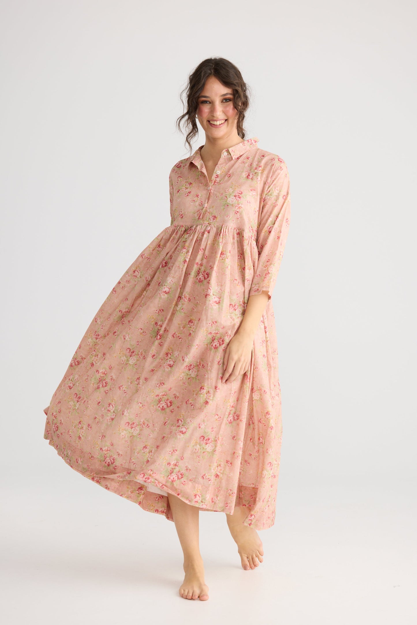 Meadowlark. Cotton floral duster dress. Peachy Pink