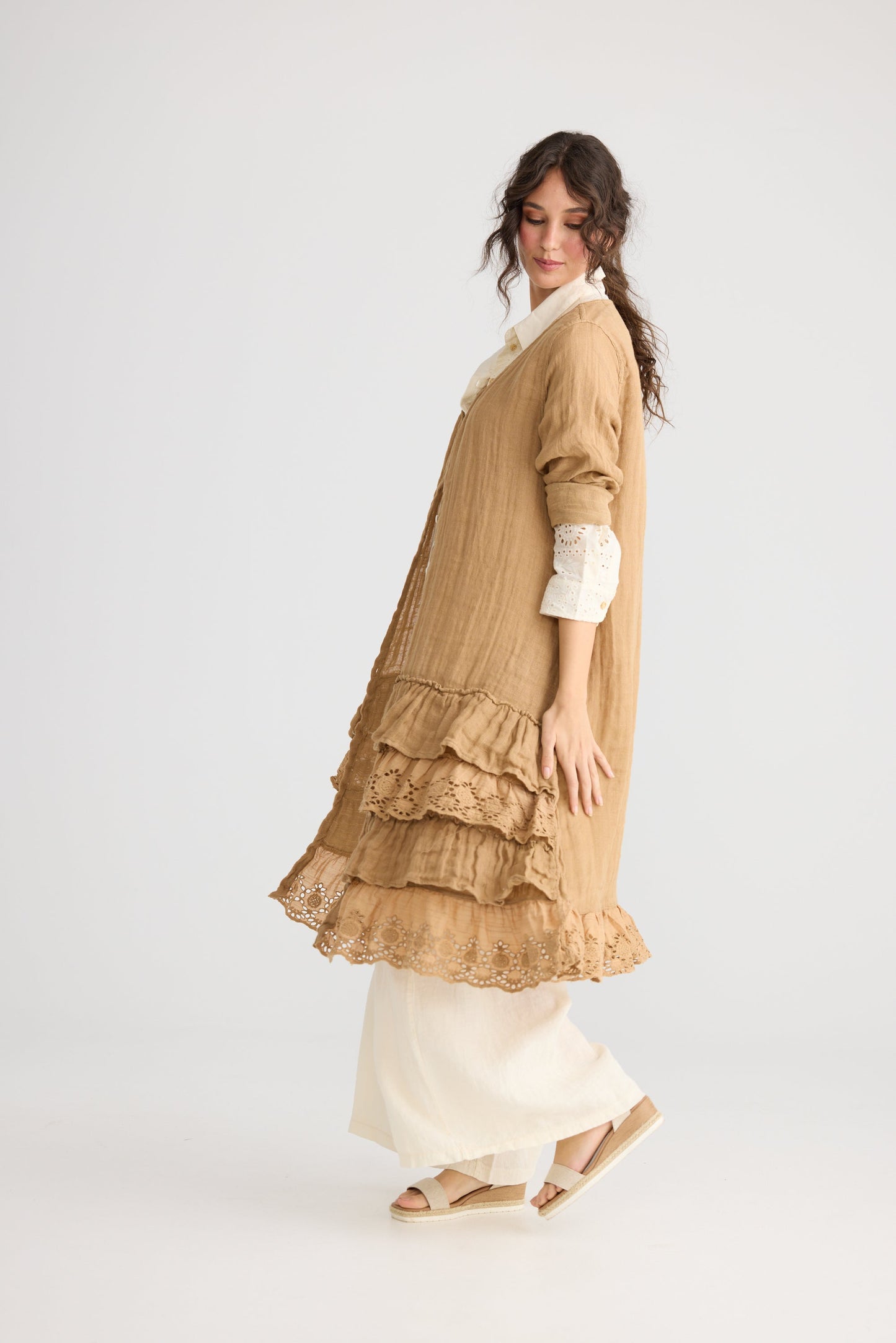 Florette Linen and lace coat. Tobacco