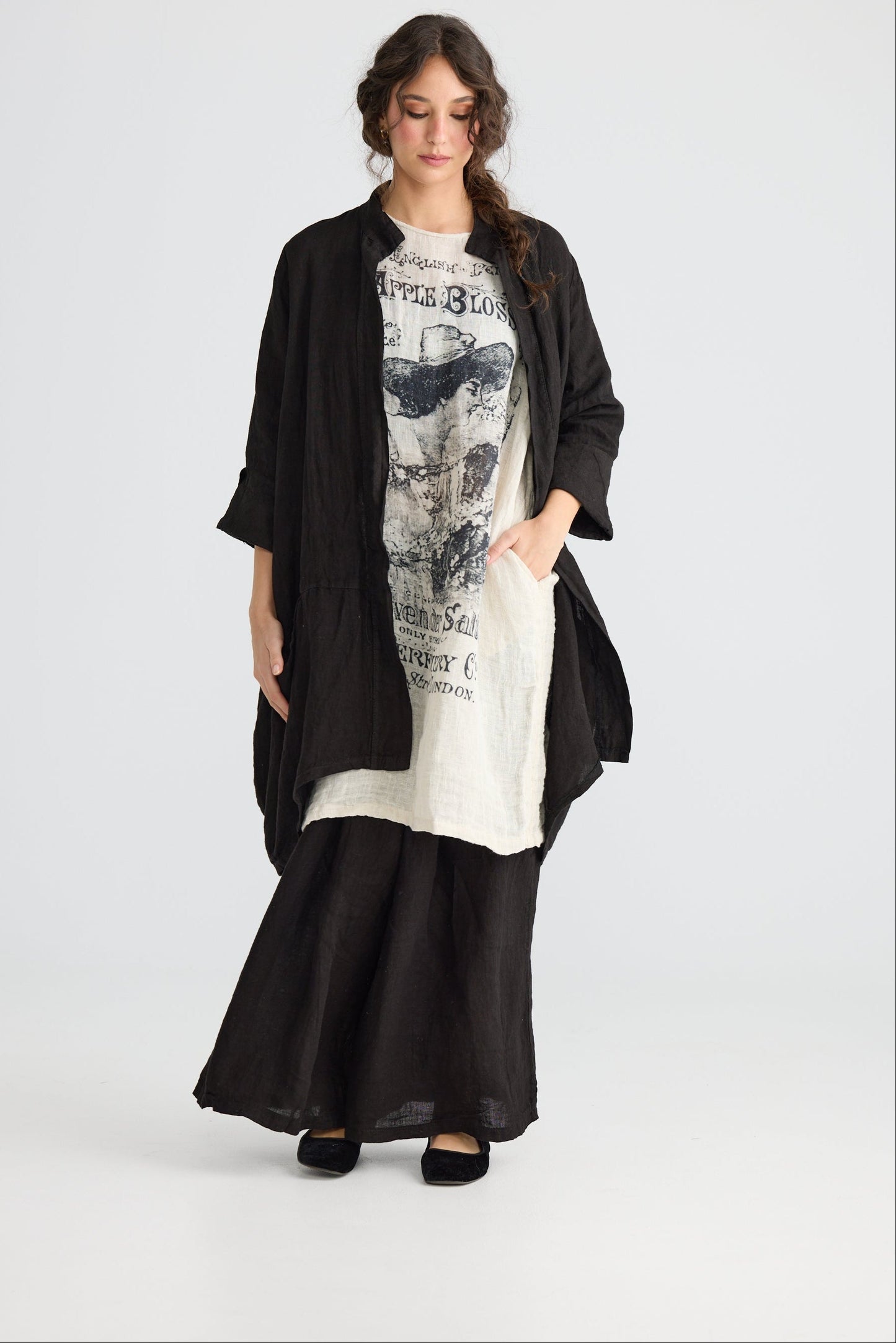 Harper-Lee Linen jacket. Ebony