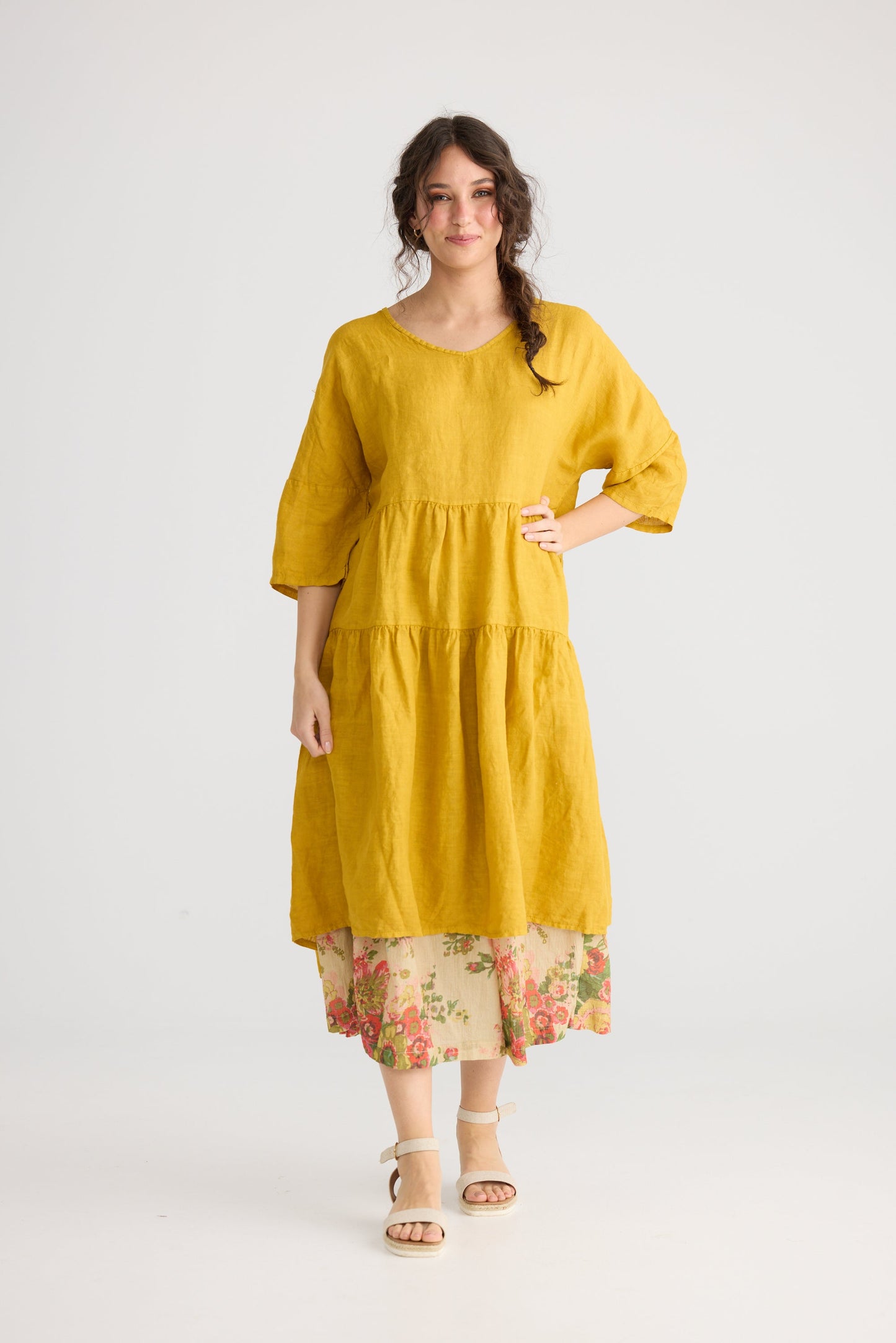 Stella linen dress. Sunflower