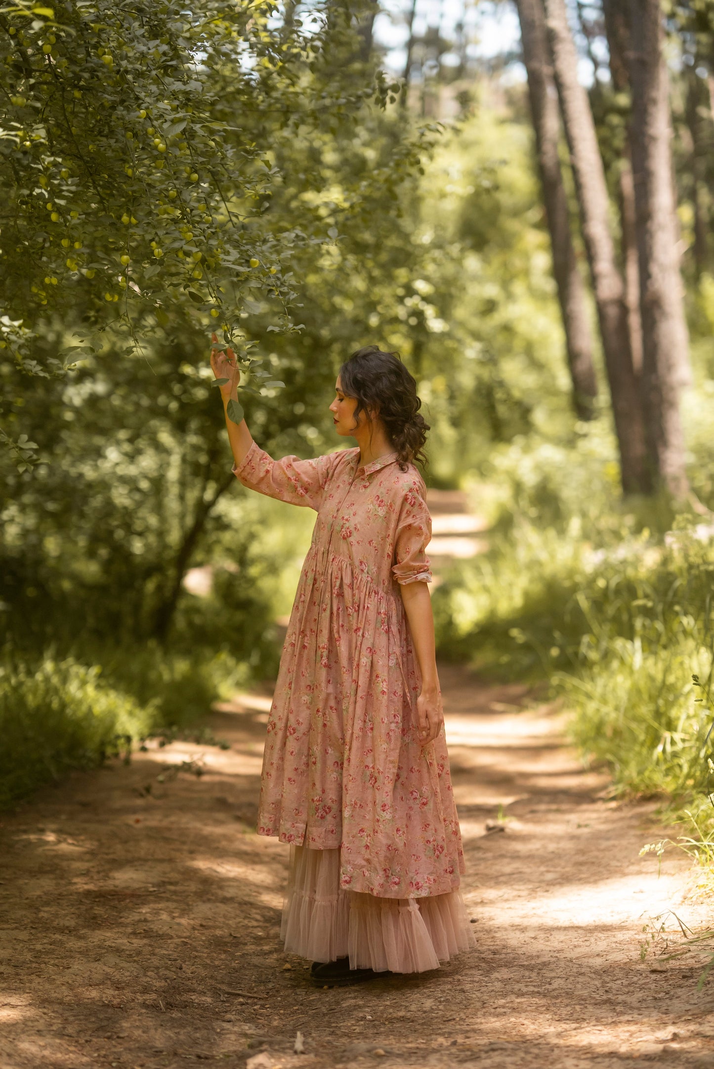 Meadowlark. Cotton floral duster dress. Peachy Pink