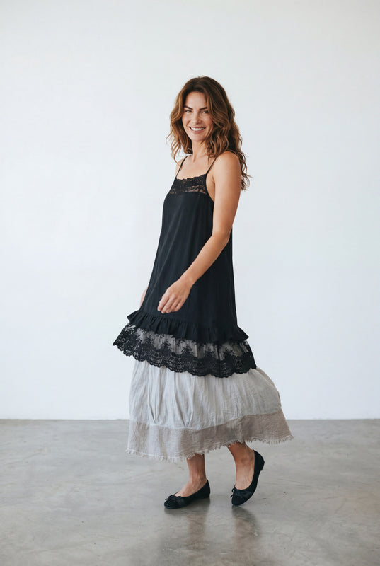 Minette cotton and lace short slip dress. Black.