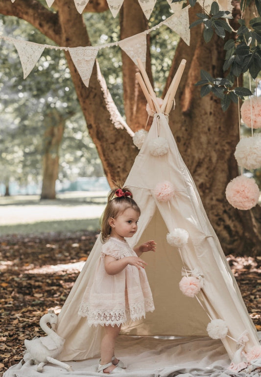 Tulle Pom Pom Garland Bunting 9 balls., Tea Rose & Vanilla Cream.