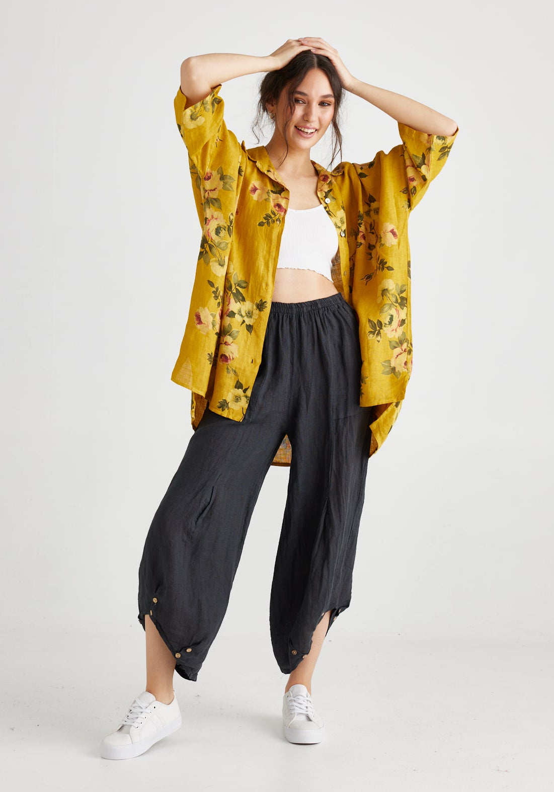 Lulu linen pants. Black.