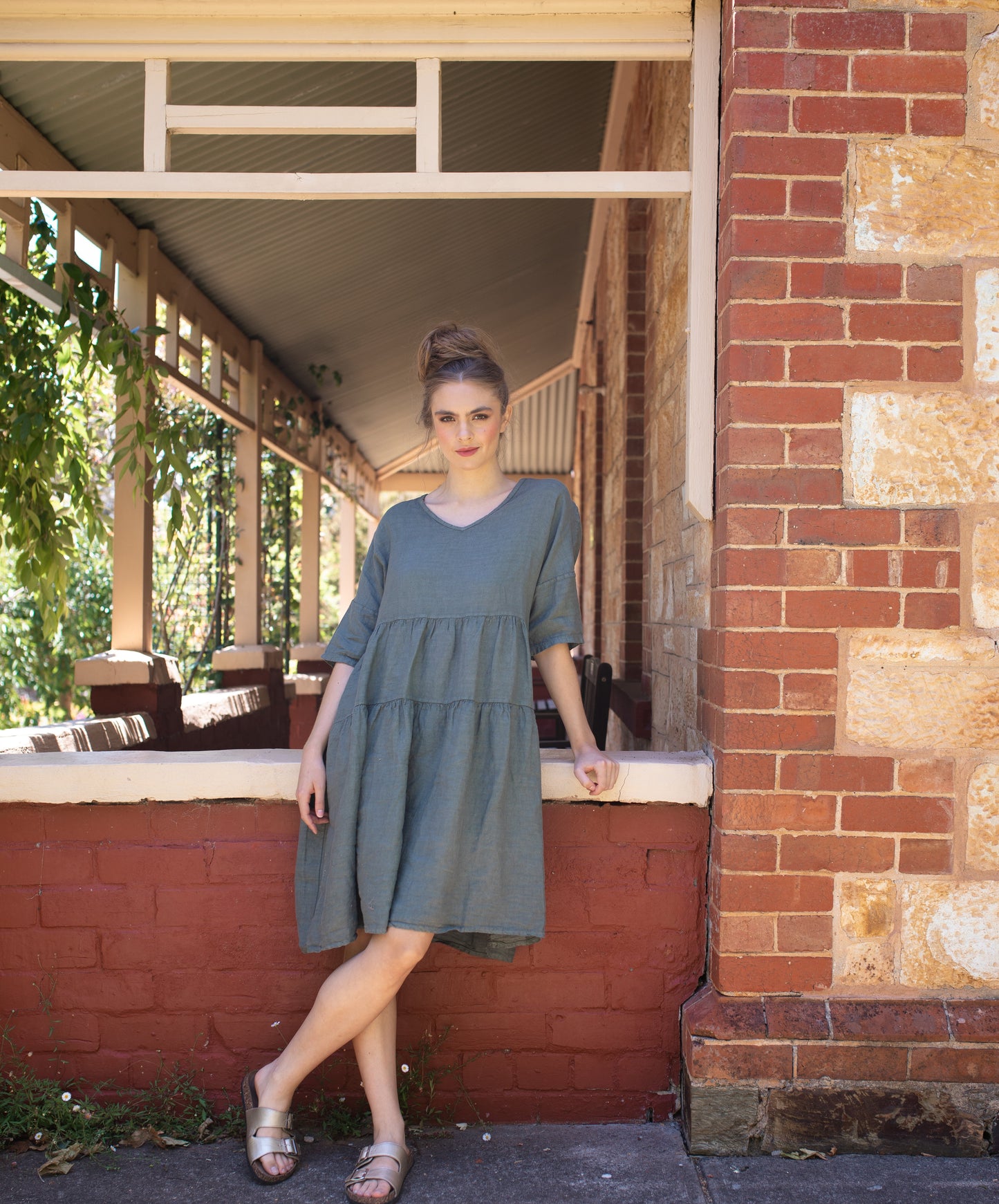 Stella linen dress. Khaki