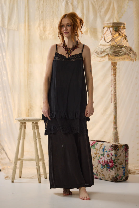 Minette cotton and lace short slip dress. Black.
