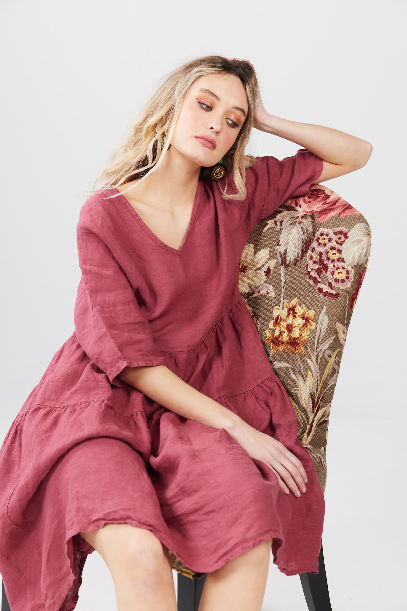 Stella linen dress. Berry