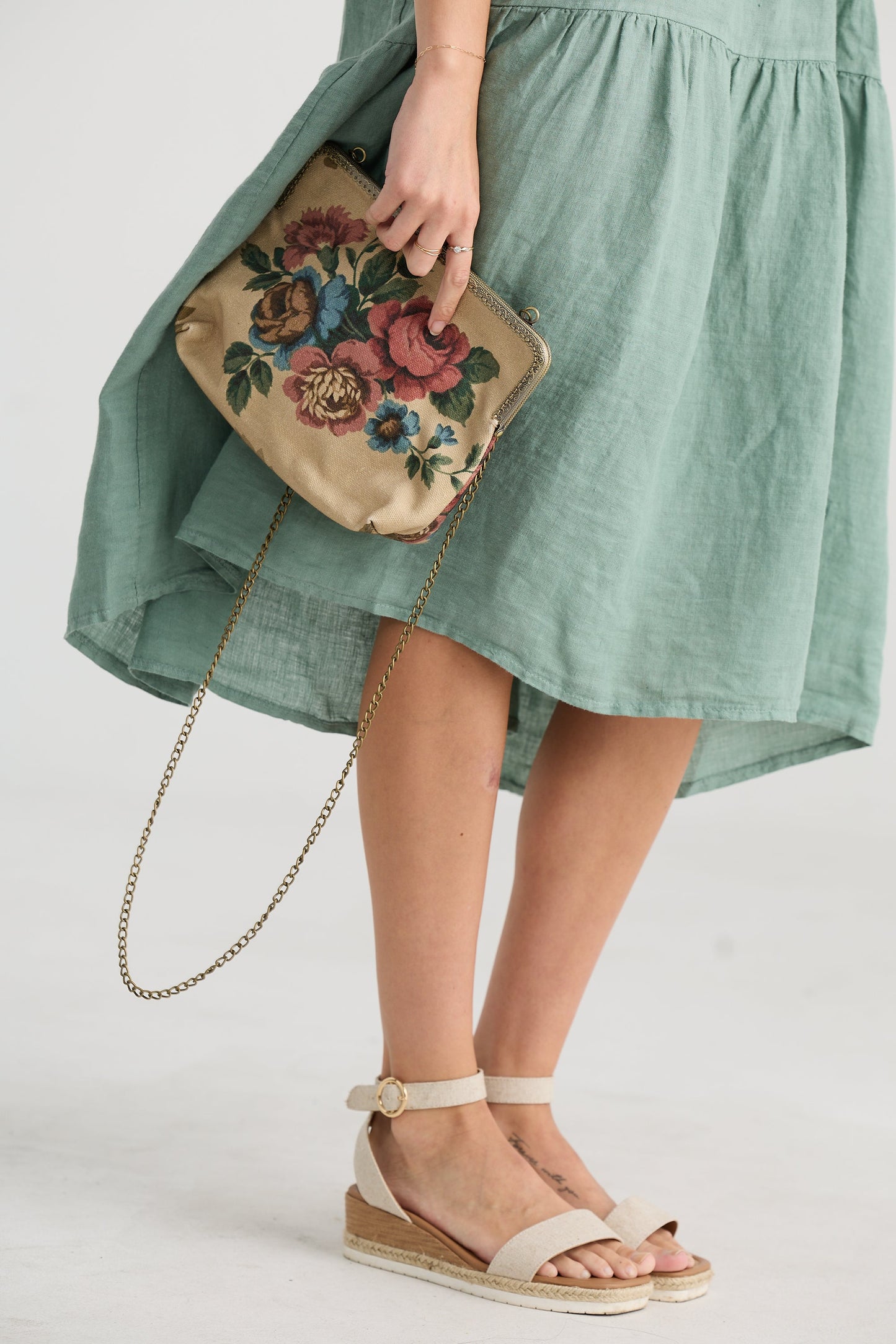 Stella linen dress. Sea Foam.