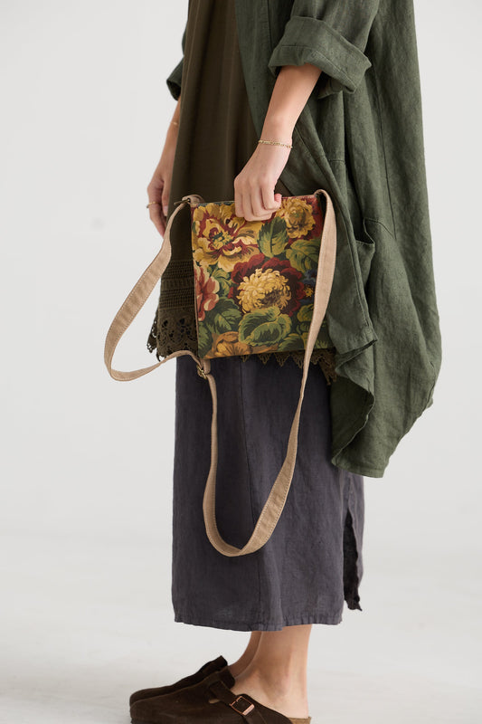 Kestrel Crossbody shoulder bag. Antique Rose Bouquet