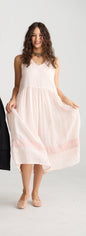 Cassandra Linen and Lace dress. Powder Pink.