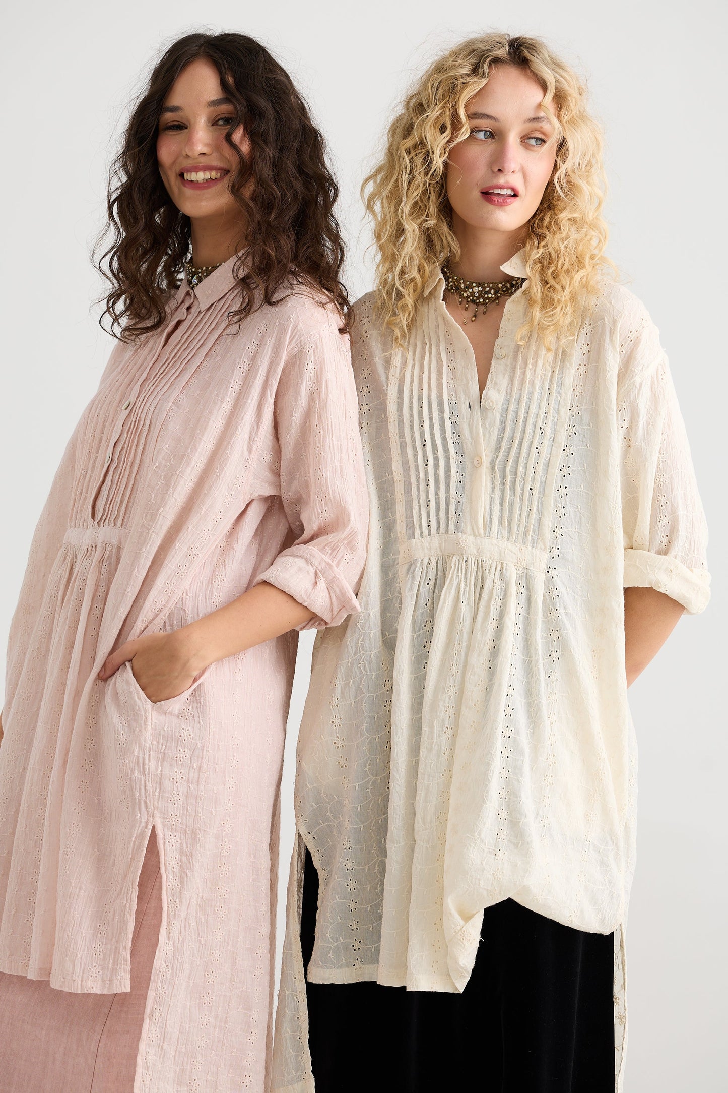 Prairie Long cotton lace shirt.  Powder Pink