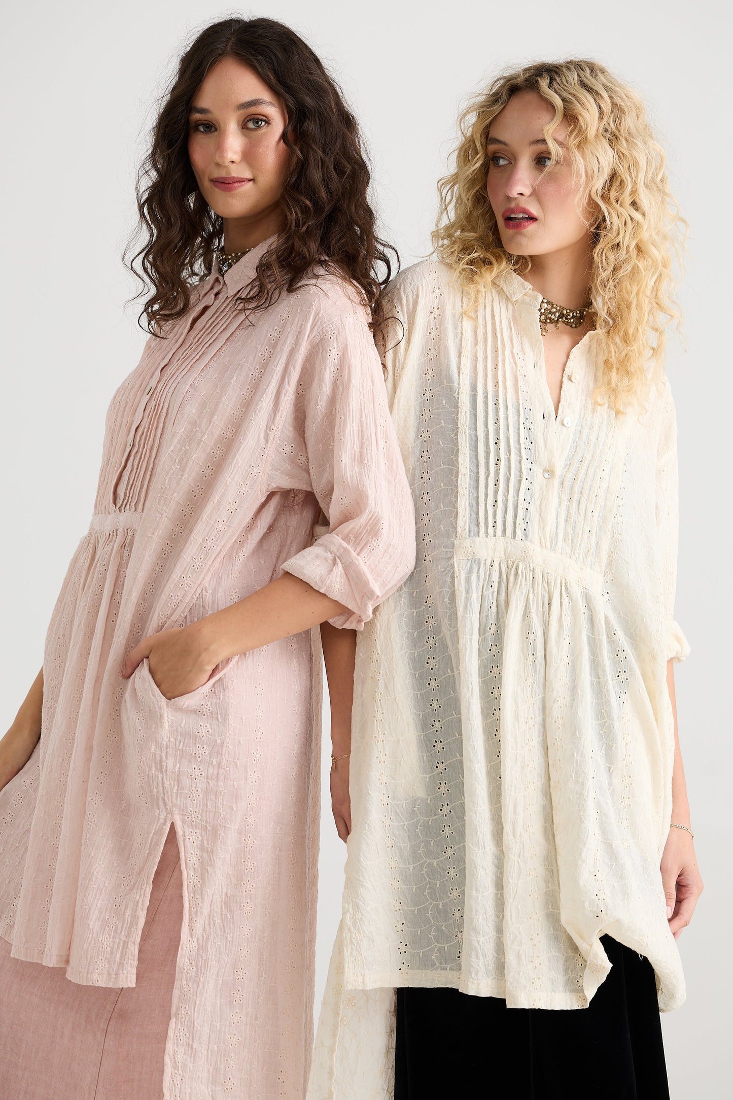 Prairie Long cotton lace shirt.  Powder Pink