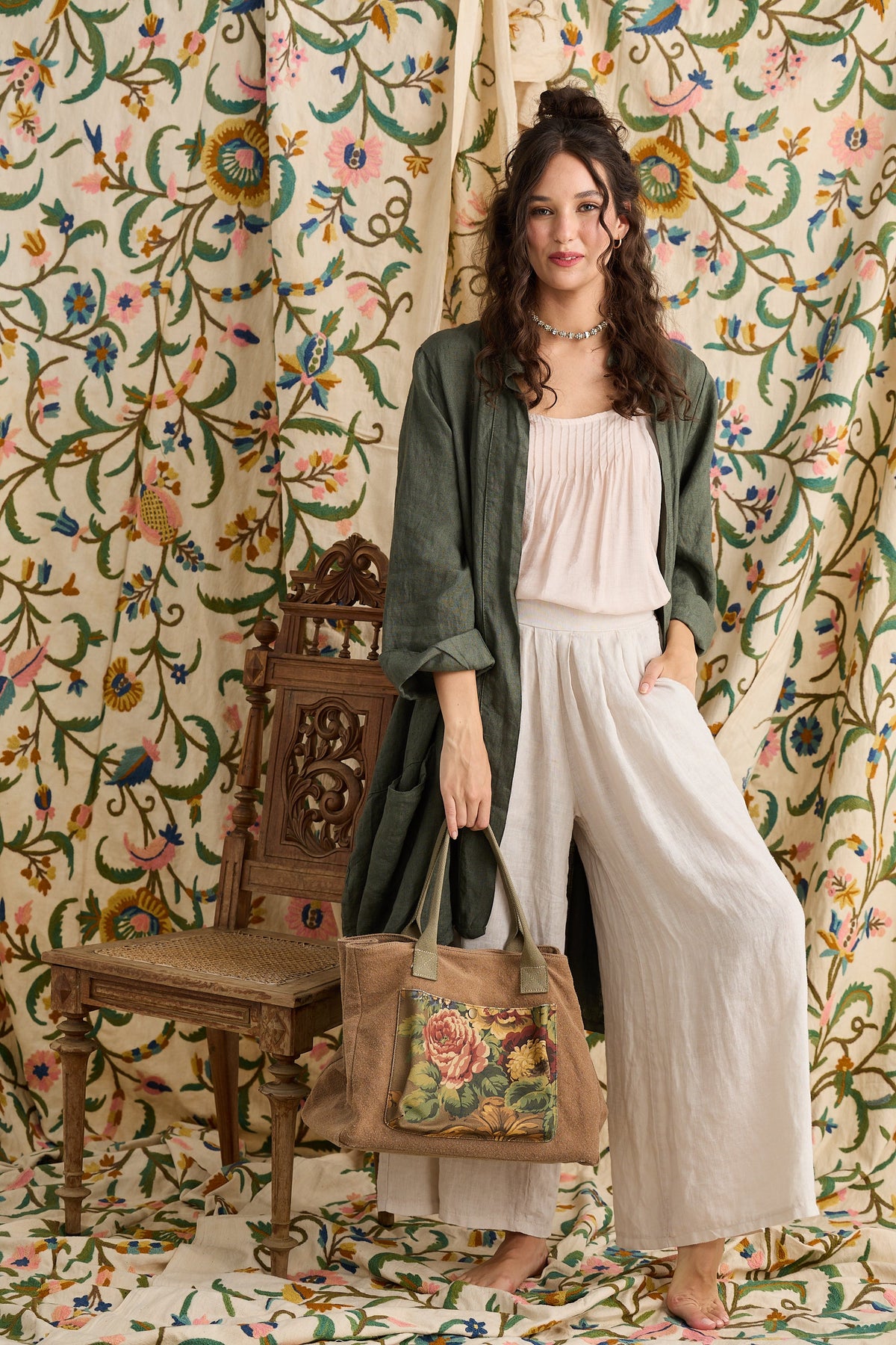 Peregrine linen Tote handbag.