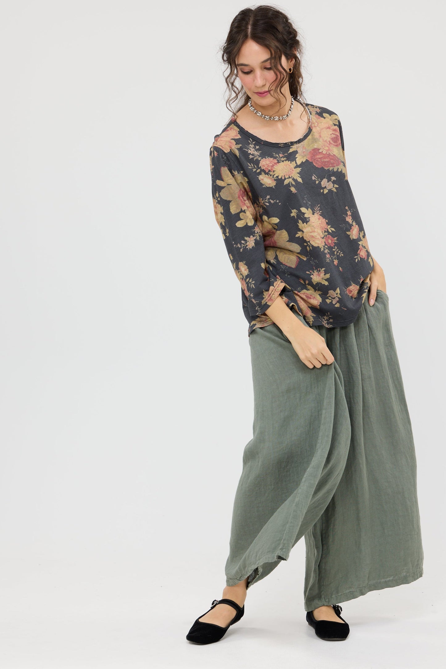 Talk to me in Flowers Tee. Vintage inspired relaxed fit top. Midnight Rose