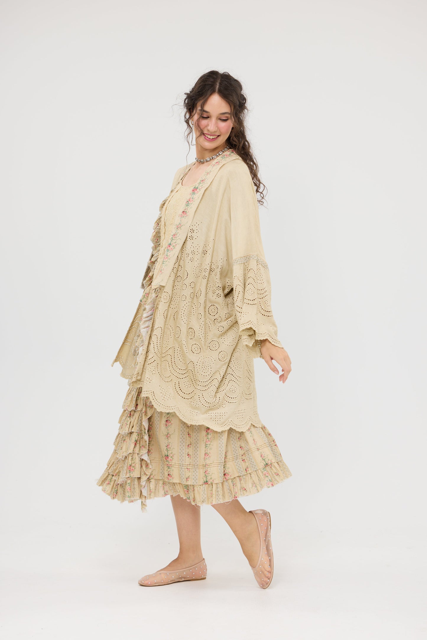Columbine Linen + Cotton lace Kimono. Colour Stone with floral Petite de Fleurs fabric edging.