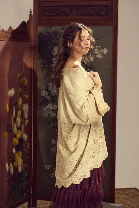 Columbine Linen + Cotton lace Kimono. Colour Stone with floral Petite de Fleurs fabric edging.