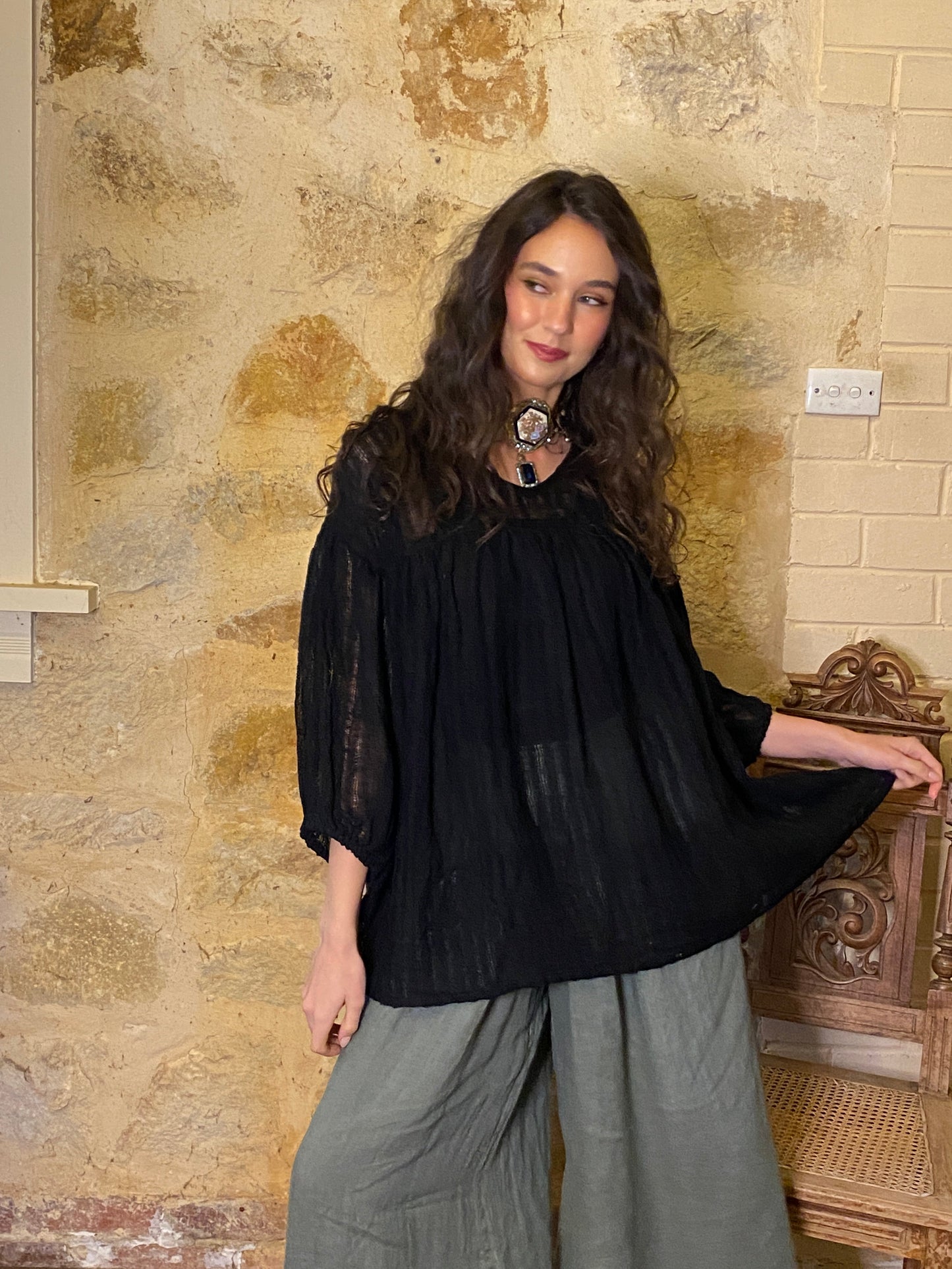 Sahara Linen top. Ebony