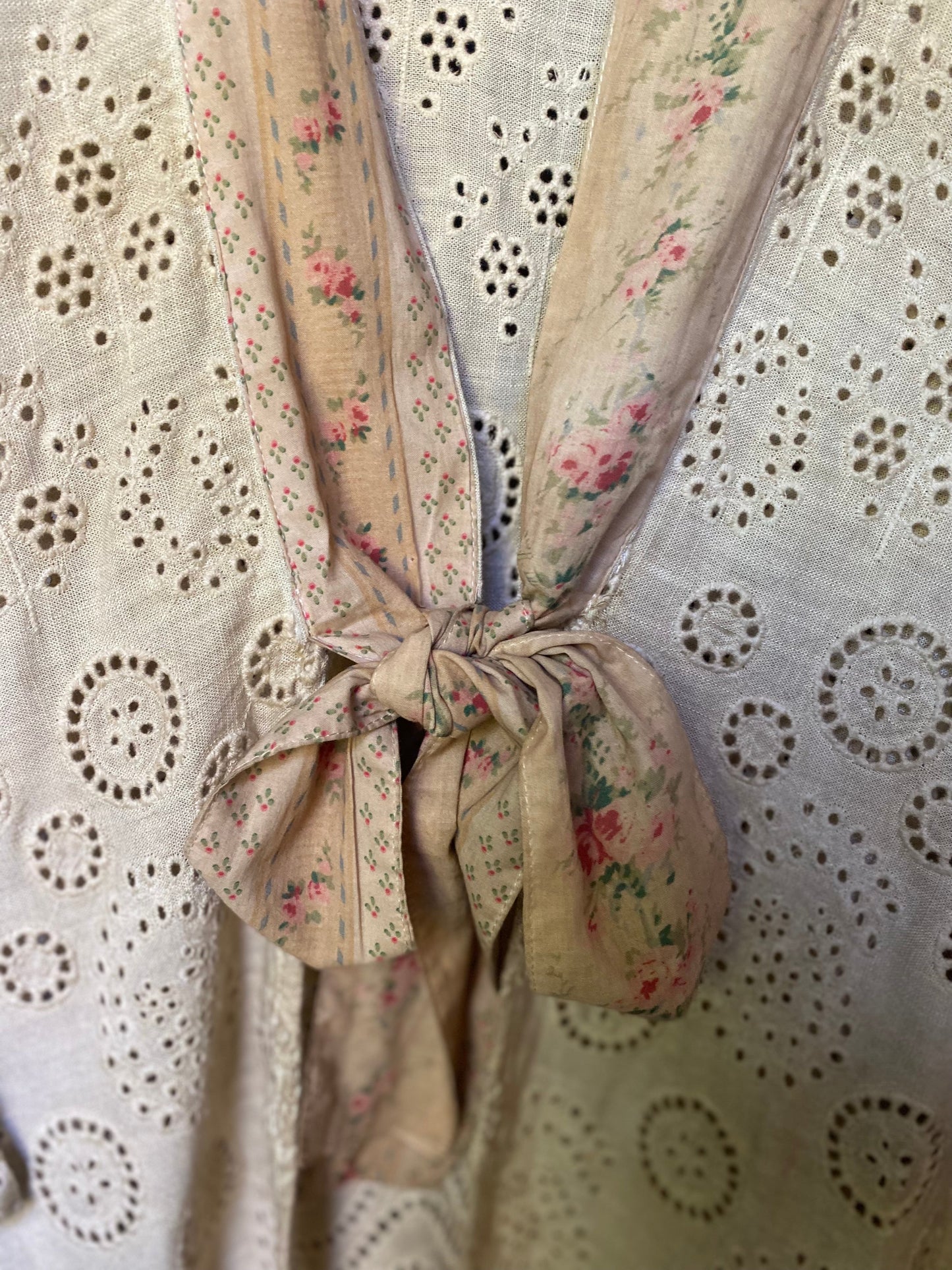 Columbine Linen + Cotton lace Kimono. Colour Stone with floral Petite de Fleurs fabric edging.