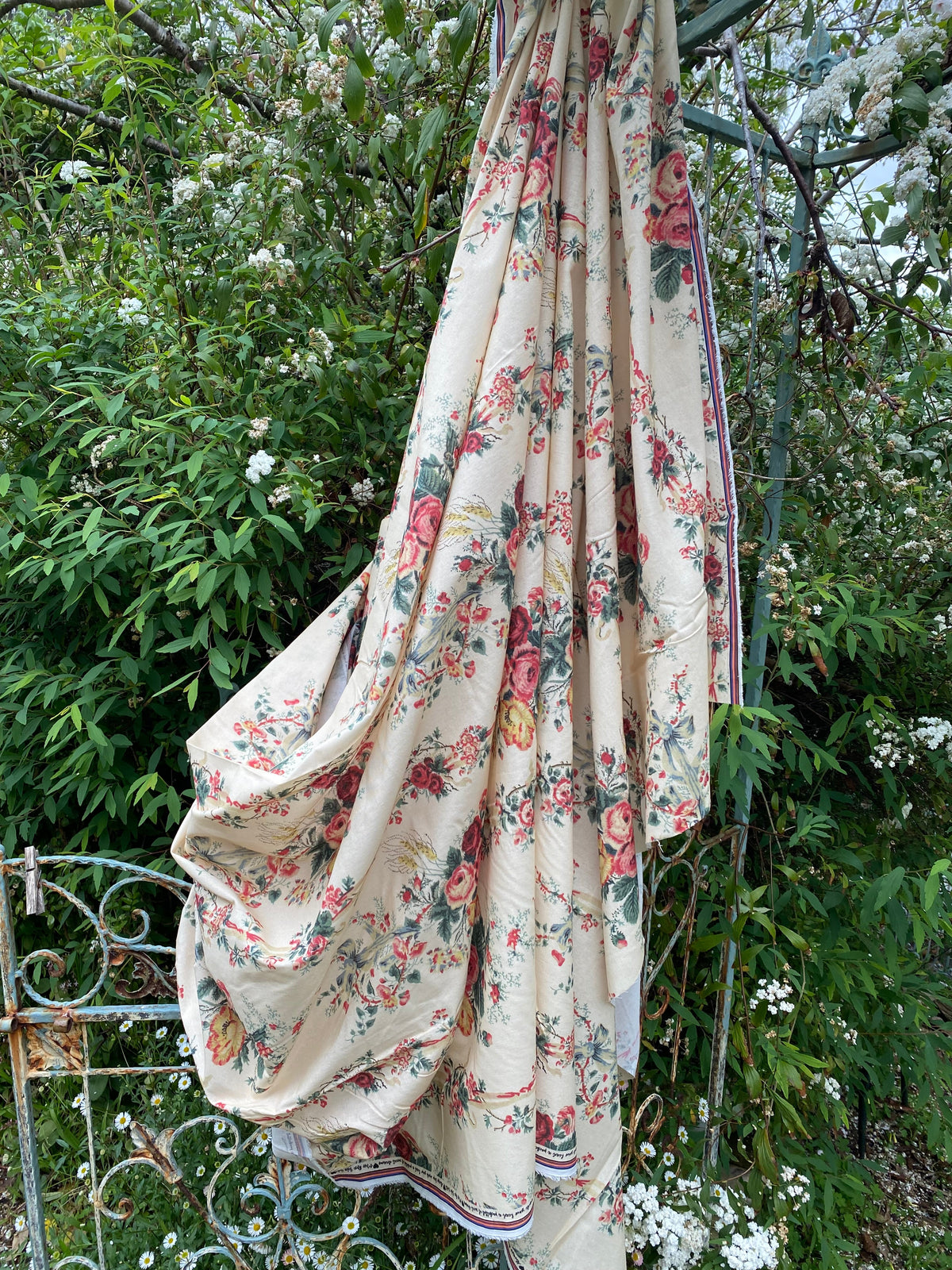 Poetry of Flowers Fabric Collection. Fleur and Fable