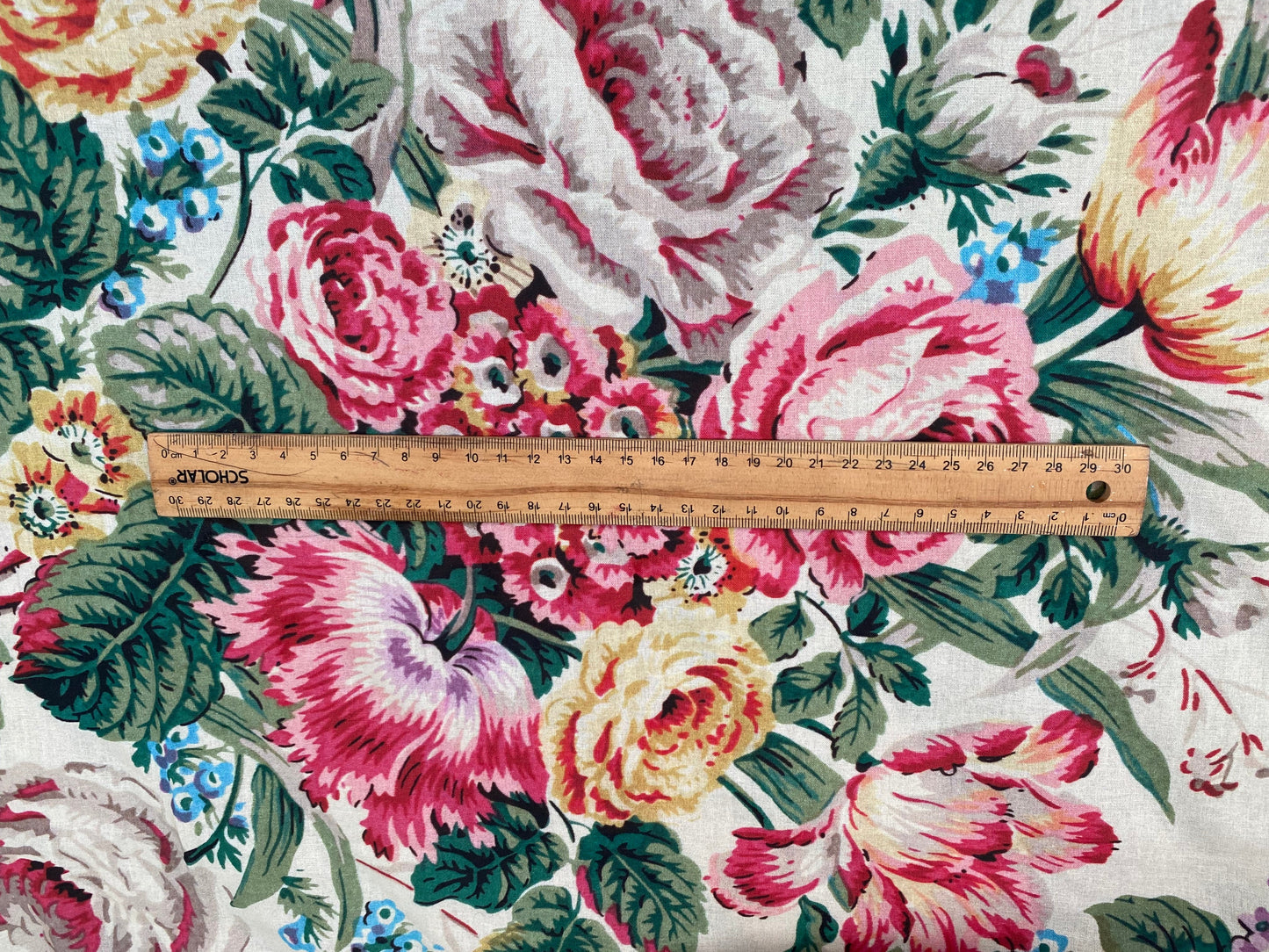 Floral Bouquet floral Fabric by the meter. Florist