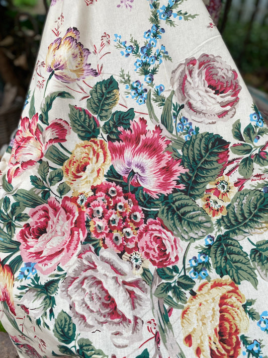 Floral Bouquet floral Fabric by the meter. Florist