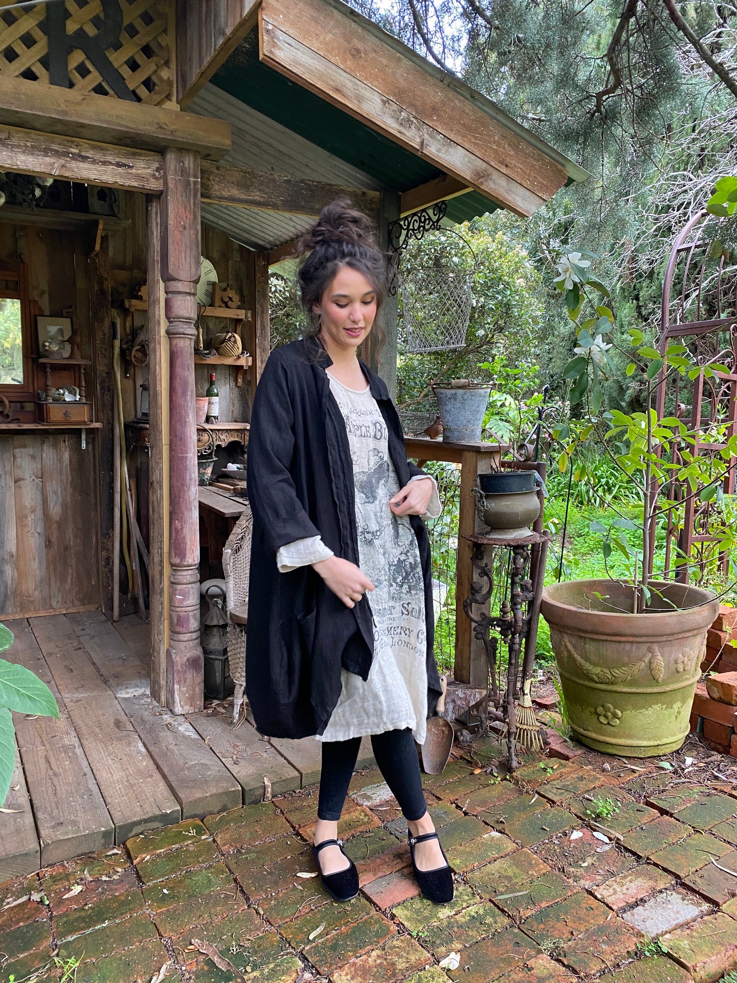 Harper-Lee Linen jacket. Ebony