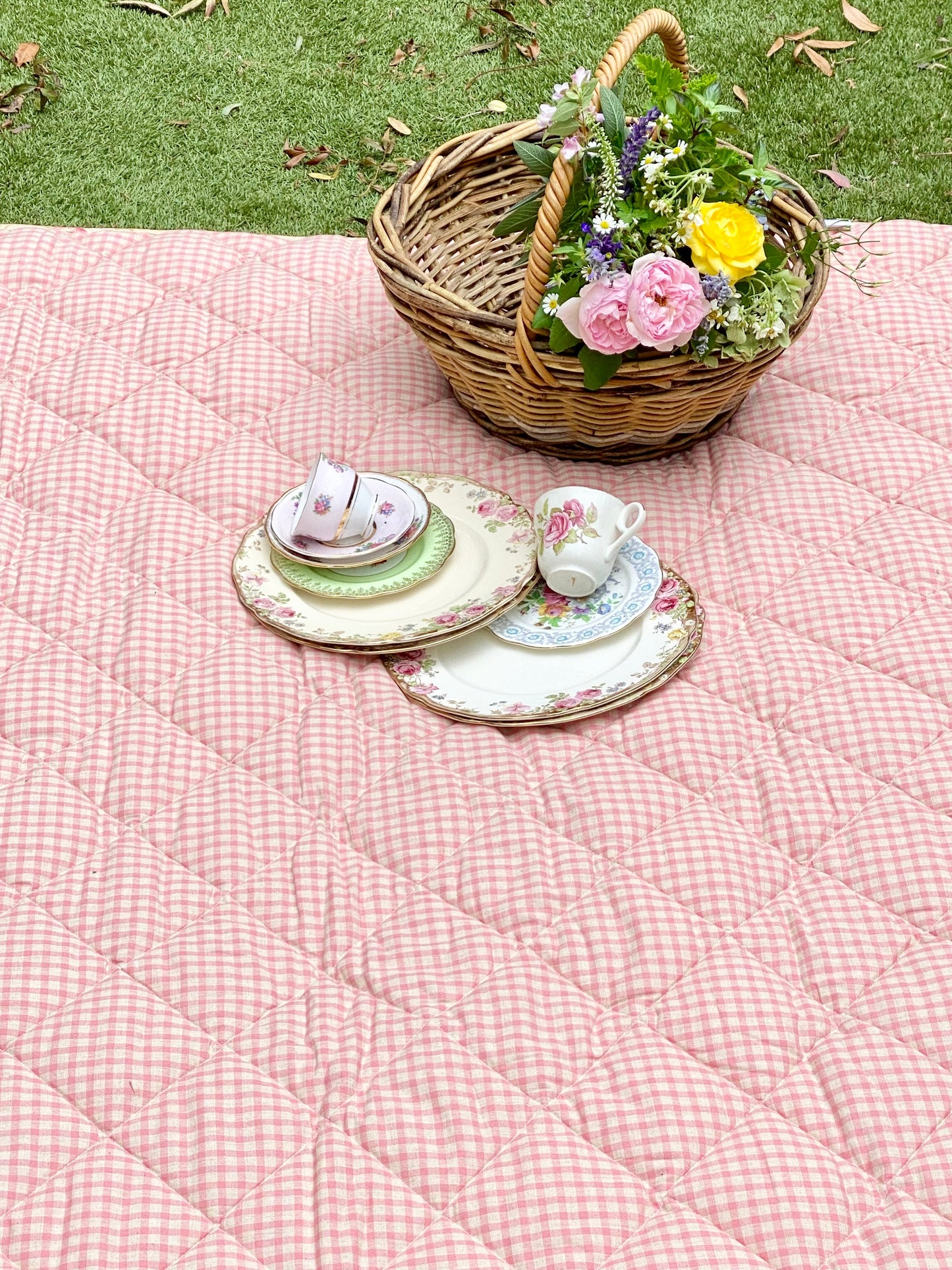 Garden Party quilted Throw . Petite Fleur print with vintage pink check reversible back