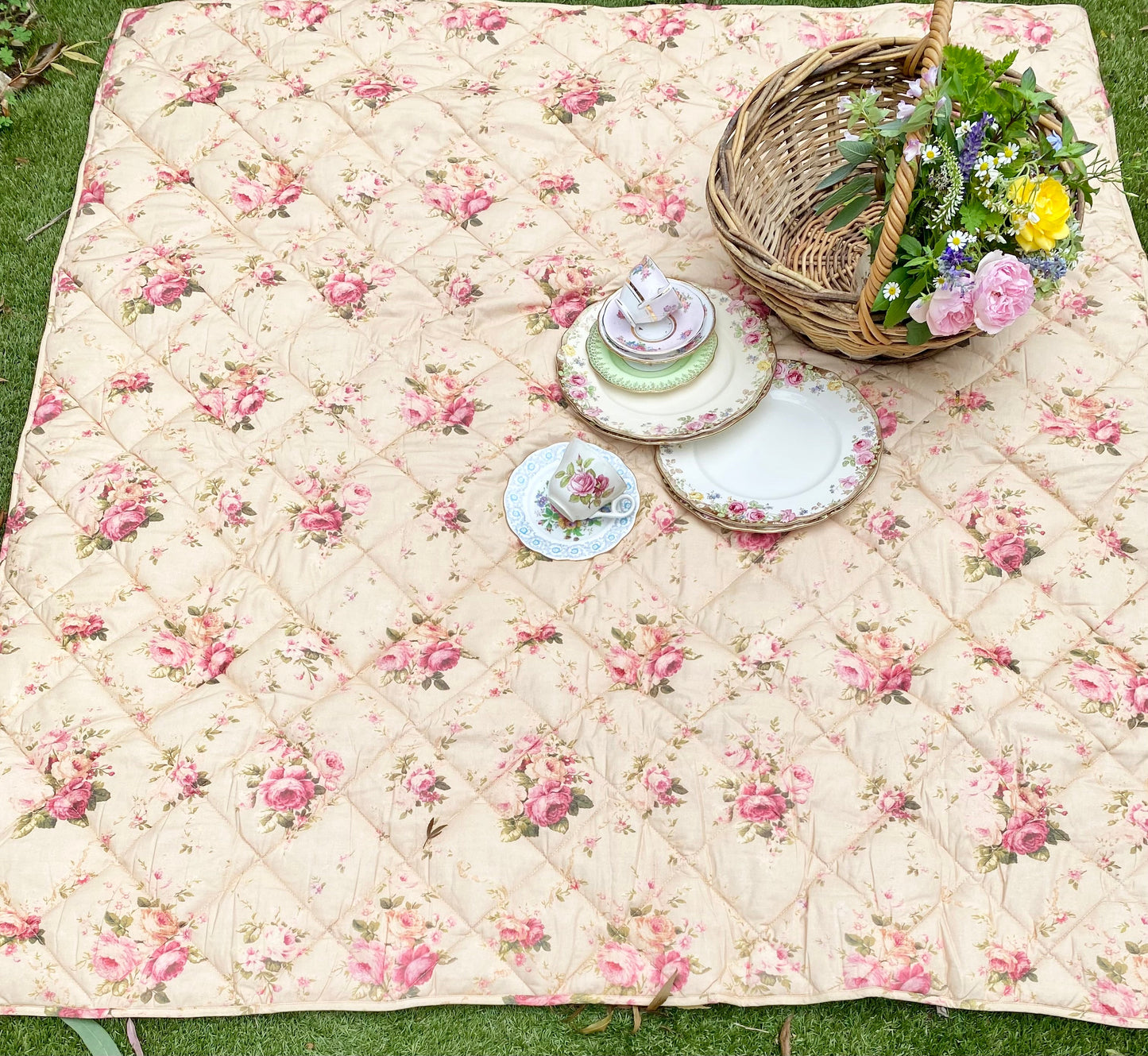 Garden Party quilted Throw . Petite Fleur print with vintage pink check reversible back