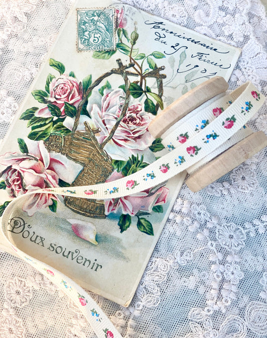 Petite Rosebud trim - 10 metre length